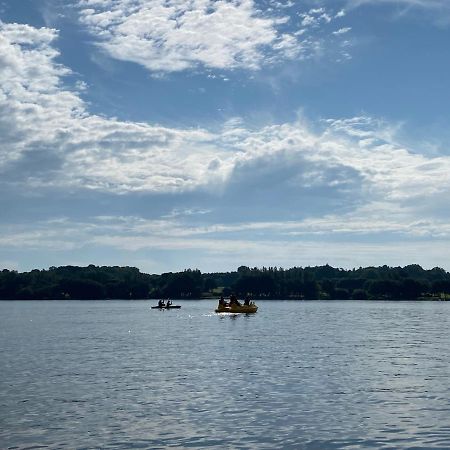 Cottage Anadwen Au Pied Du Lac Au Duc Et Son Golf Ploërmel Zewnętrze zdjęcie