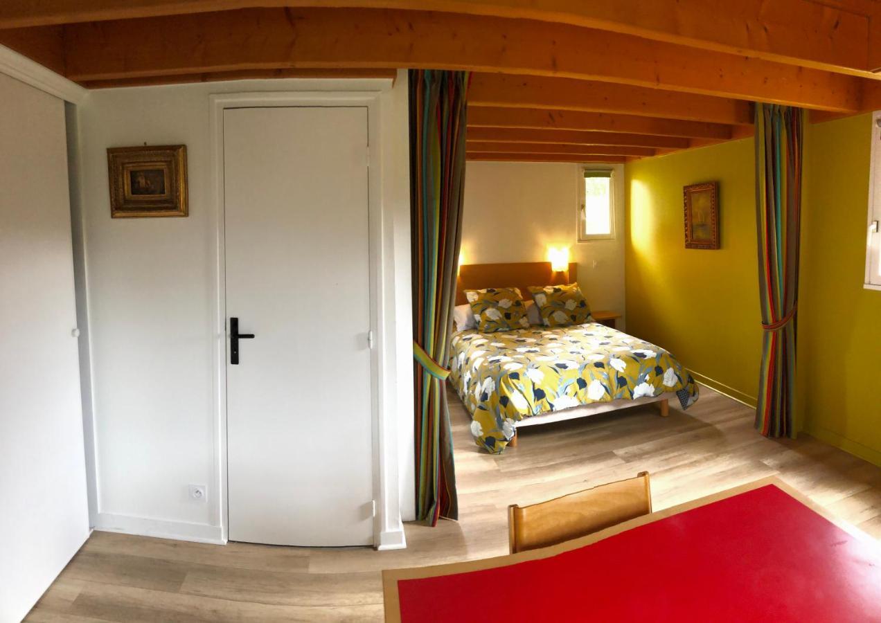 Cottage Anadwen Au Pied Du Lac Au Duc Et Son Golf Ploërmel Zewnętrze zdjęcie